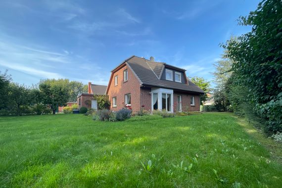 Einfamilienhaus in ruhiger Randlage im Grünen an der Ostsee