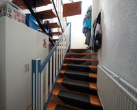 Flur /Treppe zum Untergeschoss